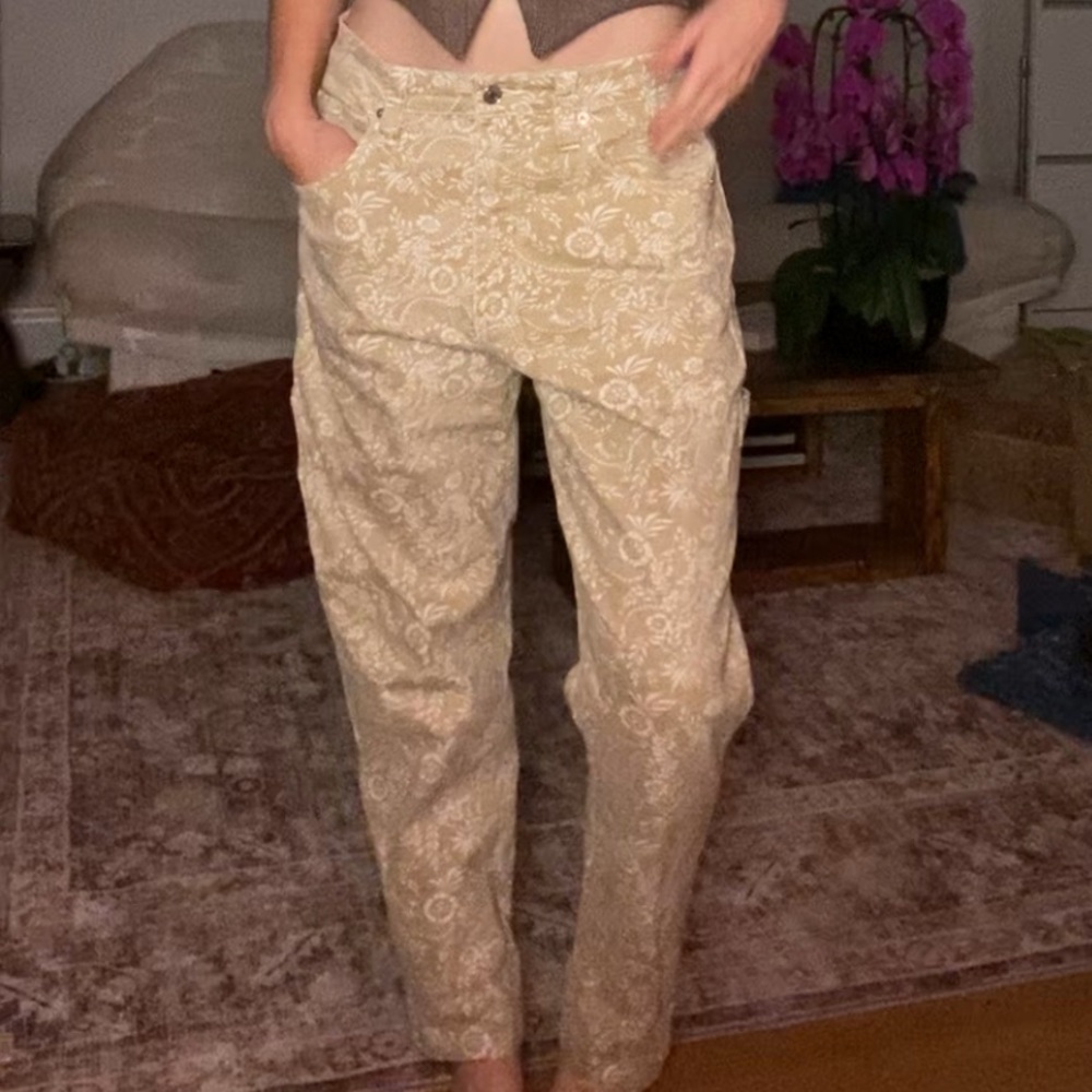 Guess Tan Floral Pants